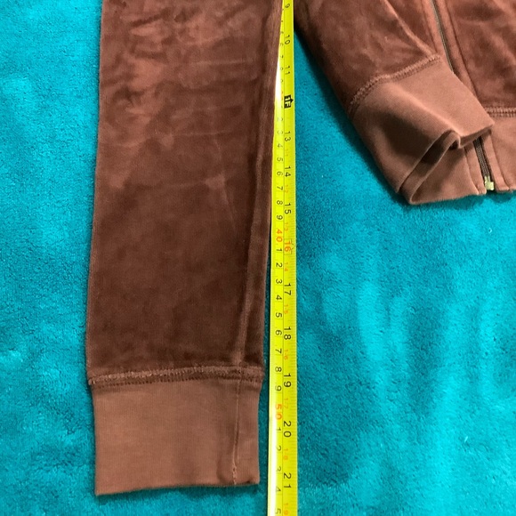 Juicy Couture Maroon Wine Velour Tracksuit - Picture 5 of 14